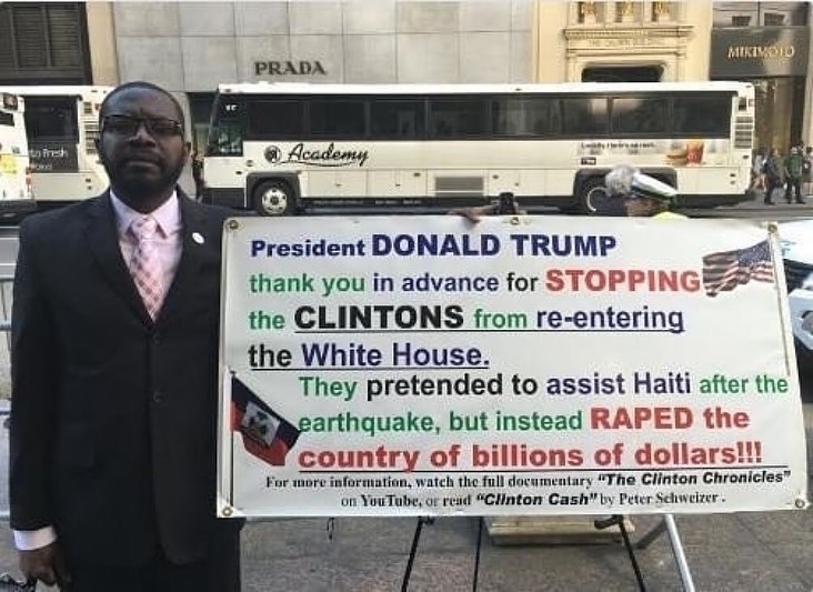 Read more about the article President DONALD TRUMP thank you in advance for STOPPIN the CLINTONS from re-entering White House,