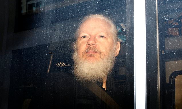 Read more about the article Pray.Julian Assange will find out TOMORROW if he will be extradited from UK to
