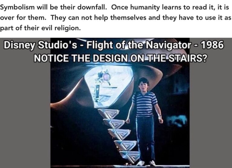 Read more about the article Stairs… striped shirt…@Disney   SICK!
