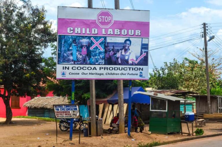 Read more about the article Mars, Nestlé and Hershey to face child slavery lawsuit in US for Child labour