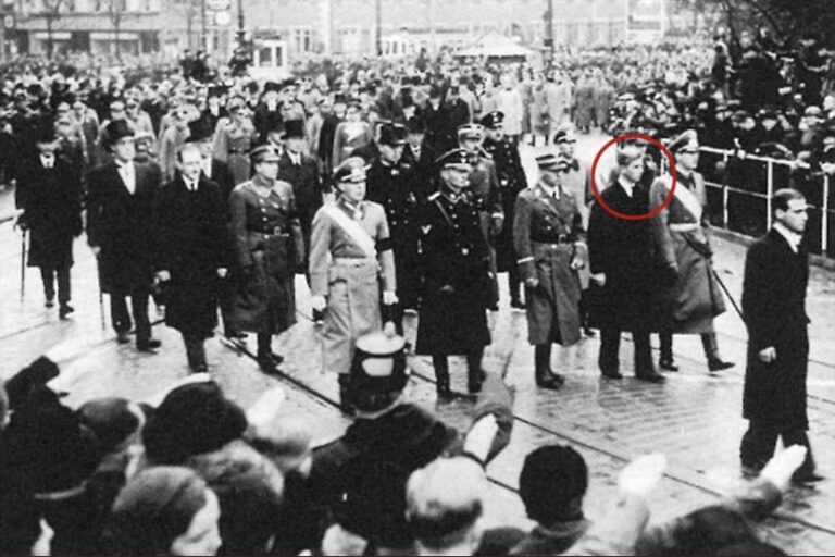 Read more about the article Prince Phillip at his sisters funeral in Nazi Germany, 1937.