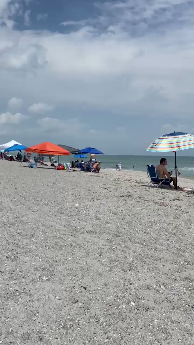 You are currently viewing NEW  A plane crash landed in the ocean at Cocoa Beach Air Show, Florida