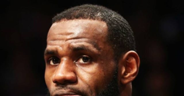 Read more about the article LeBron James Attempts to Explain Why He Deleted ‘YOU’RE NEXT’ Tweet