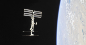 Read more about the article Triangle-shaped ‘glowing UFO’ spotted in ISS feed triggers wild ‘alien’ speculat