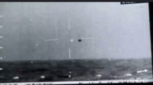Read more about the article New U.S. Navy footage of spherical shaped UFOs filmed off the coast of San Diego