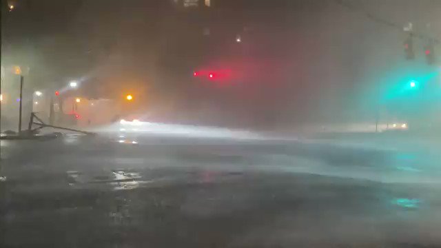 You are currently viewing BREAKING Washington DC/Arlington Virginia: Reports of widespread outages with te
