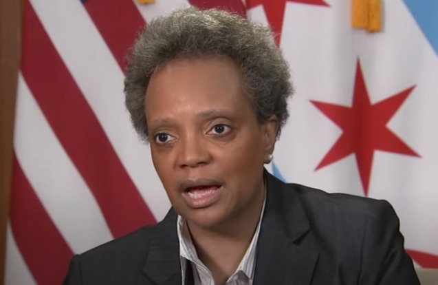 Read more about the article Chicago Mayor Lori Lightfoot Blames Trump For Surge In Violent Crime