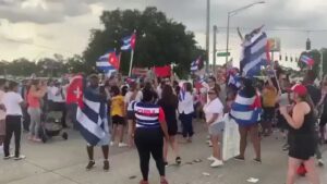 Read more about the article Demonstrators out in Tampa supporting the people of Cuba are now chanting â€œWHERE