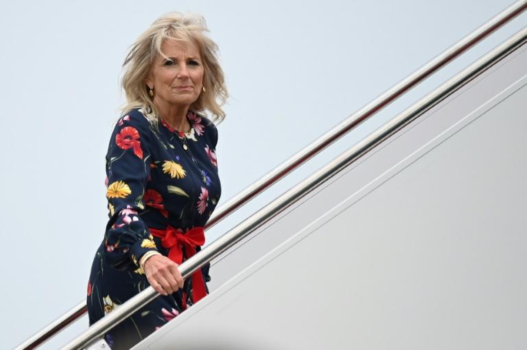 Read more about the article Jill Biden, who holds a “doctorate” in education, will resume teaching next week