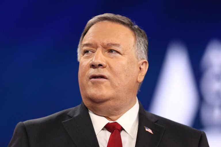 Read more about the article Former CIA Director Mike Pompeo calls for prosecution of the 30 sources who reve