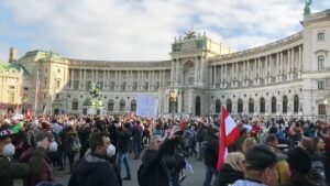 Read more about the article OUR BEAUTIFUL AUSTRIAN BROTHERS AND SISTERS RESISTING THOSE TYRANNICAL LOCKDOWNS