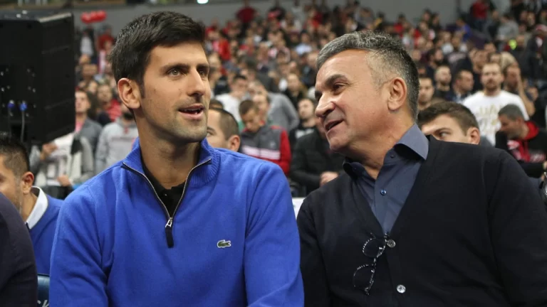Read more about the article Novak Djokovic’s father has lashed out at the Australian Open’s vaccine mandates