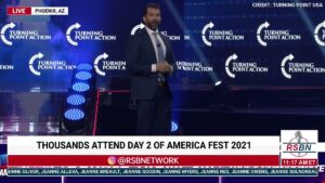 Read more about the article @DonaldJTrumpJr starts LET’S GO BRANDON chants at America Fest
