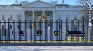 Read more about the article ANOTHER wall is being built at the White House. Why? No explanation thus far but