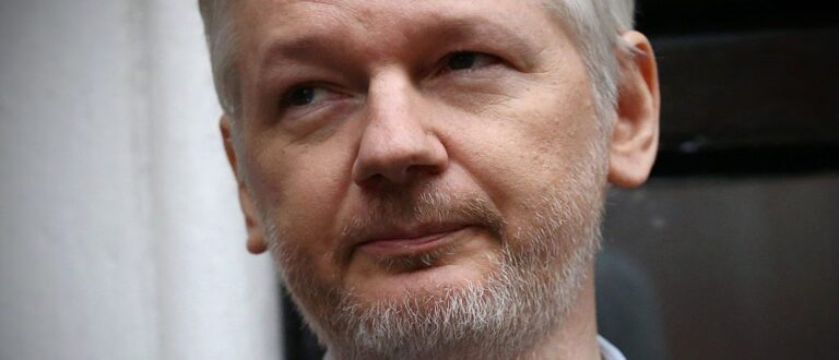 Read more about the article – March 14th 2017

ASSANGE: Hillary, Intelligence Officials Are ‘Quietly’ Plotti