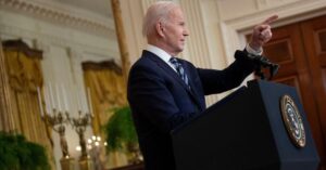 Read more about the article Biden announces U.S. ban on Russian oil: dealing ‘blow to Putin’s war machine’