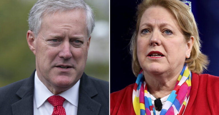 Read more about the article BREAKING: CBS News and The Washington Post have obtained copies of numerous texts between Supreme Court Justice Clarence Thomas’ wife, Ginni Thomas, and Pres. Trump’s White House chief of staff Mark Meadows about efforts to overturn the 2020 election.
