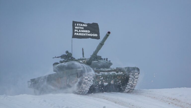 Read more about the article Putin’s Army Flies Planned Parenthood Flag So No One Will Criticize Them For Gen