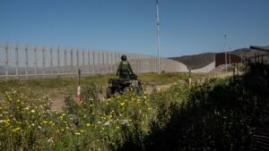 Read more about the article 210,000 migrants were arrested by U.S. authorities at the southern border last m