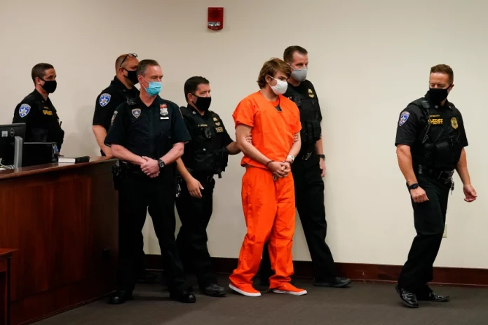Read more about the article ‘PAYTON, YOU’RE A COWARD!’ Buffalo shooting suspect Payton Gendron jeered by victims’ relatives in court