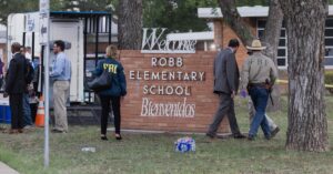 Read more about the article Top Texas law enforcement official says ‘wrong decision’ to wait to get mass shooter inside school
