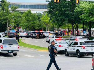 Read more about the article At Least 4 Dead In Active Shooter Situation at Tulsa Hospital