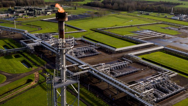 You are currently viewing Netherlands to Shut Down EU’s Largest Gas Field – Official